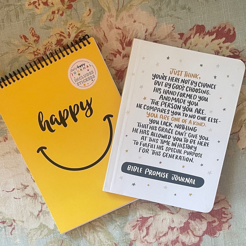 Set of 2 Encouraging Journals 🌺